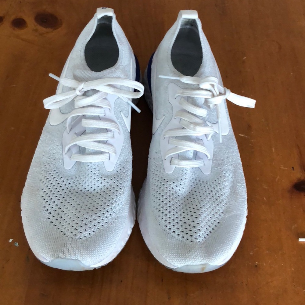 White and blue exclusive Nike epic reacts!